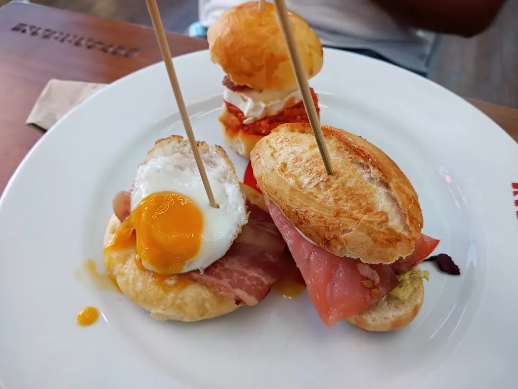 Lobat L_Lizarran_Ondara_review