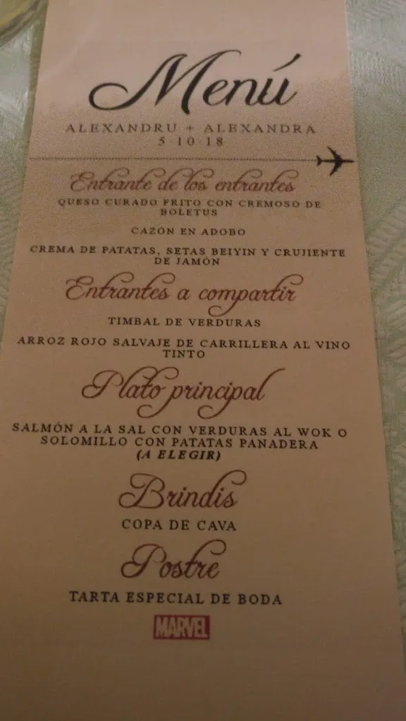 Jurgen Siegel_Lake Suite_Pinto_review