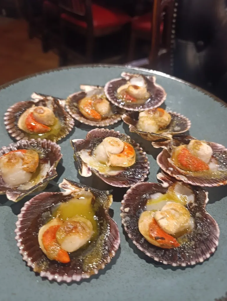 Laura Velasco_Restaurante Puerto Pirata_Pinto_review