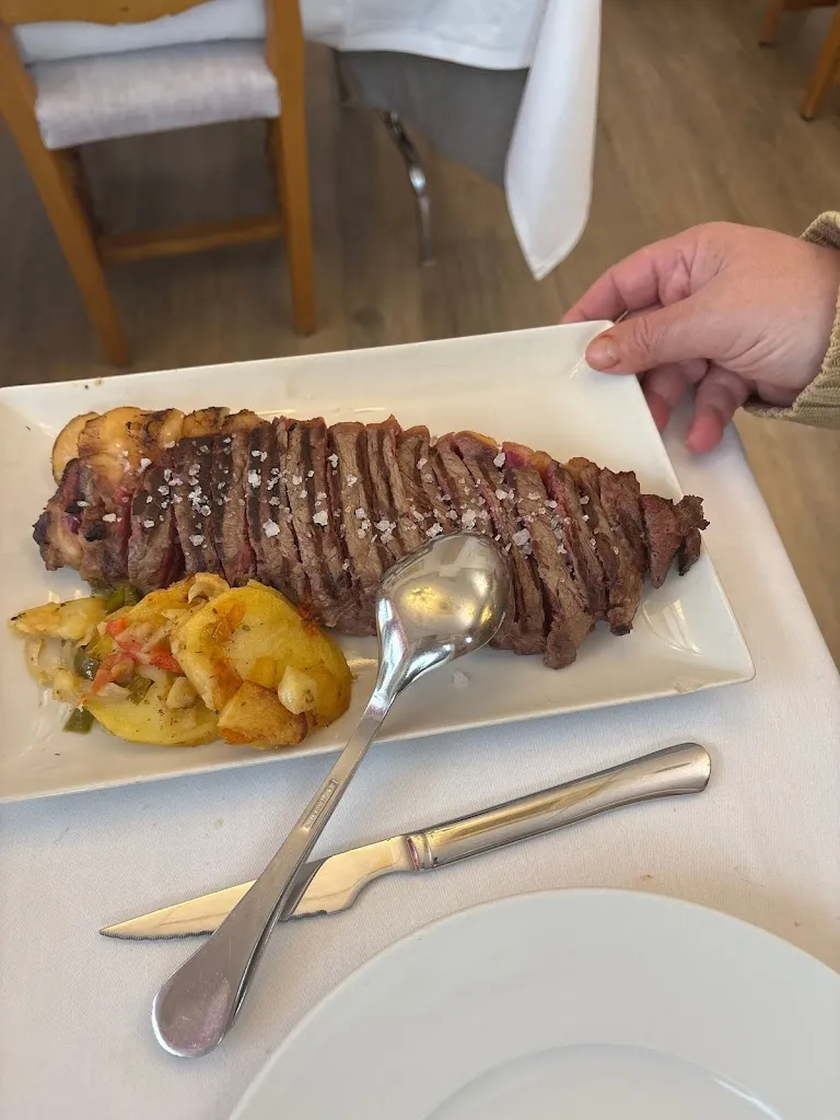 Maria Gamo_Mesón Toledano_Pinto_review