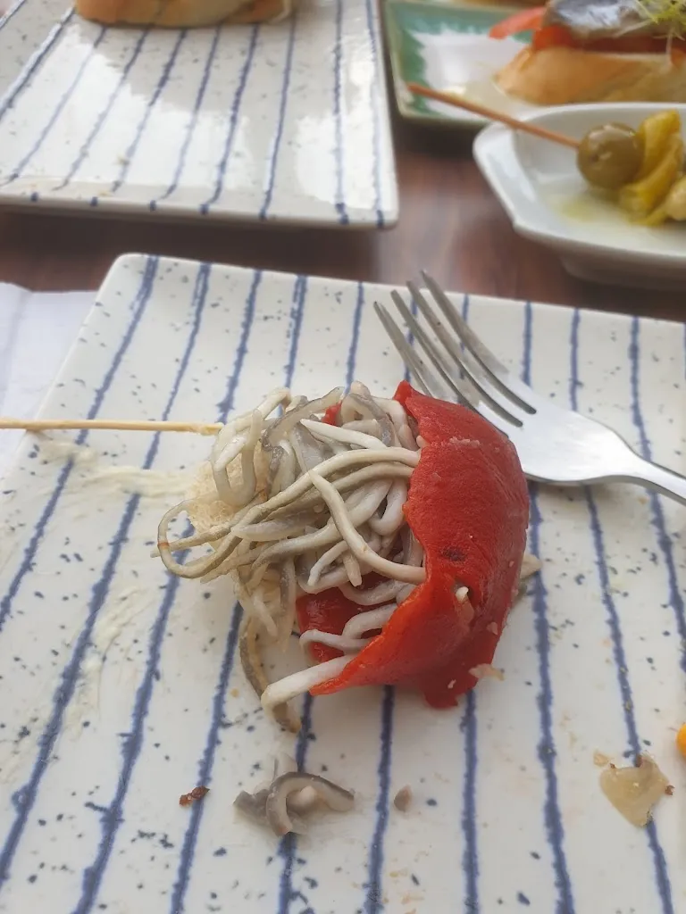 Florian Michoud_️ En Blanko Taberna_Pinto_review