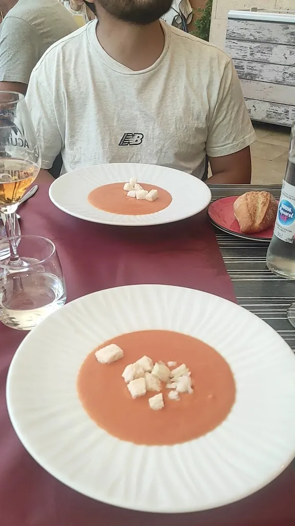 Mary Casas_El Teatro de Baco_Pinto_review