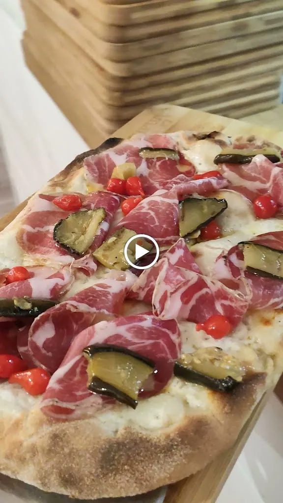 Restaurante La Amalfitana, Pinsa & Market_Pinto_slider_image_2