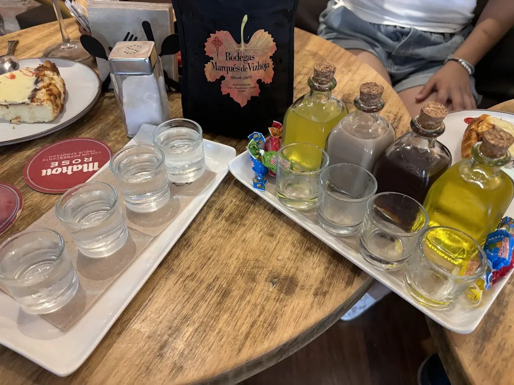 Restaurante Tixolas_Pinto_slider_image_3