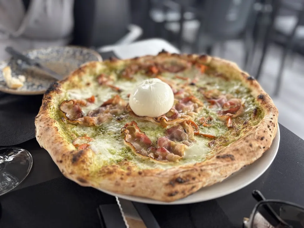 La Regina Pinto_Pinto_slider_image_3