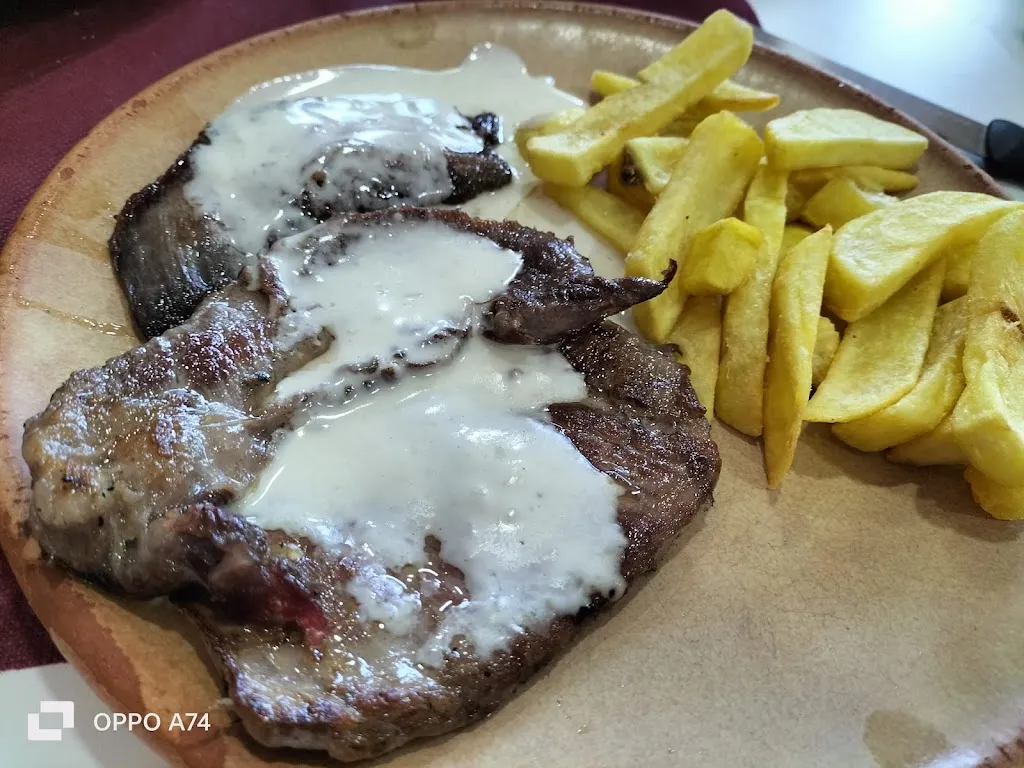 Alba Benzo Macias_Eneria_Pinto_review