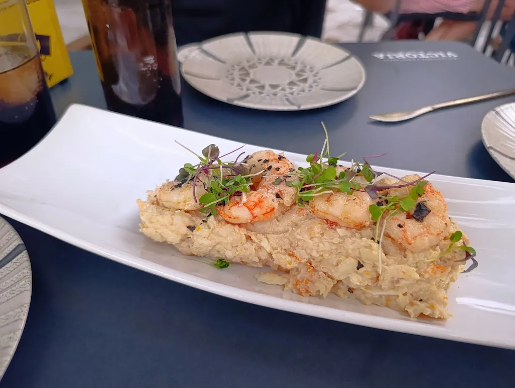 Mary Casas_Callaito_Pinto_recensione