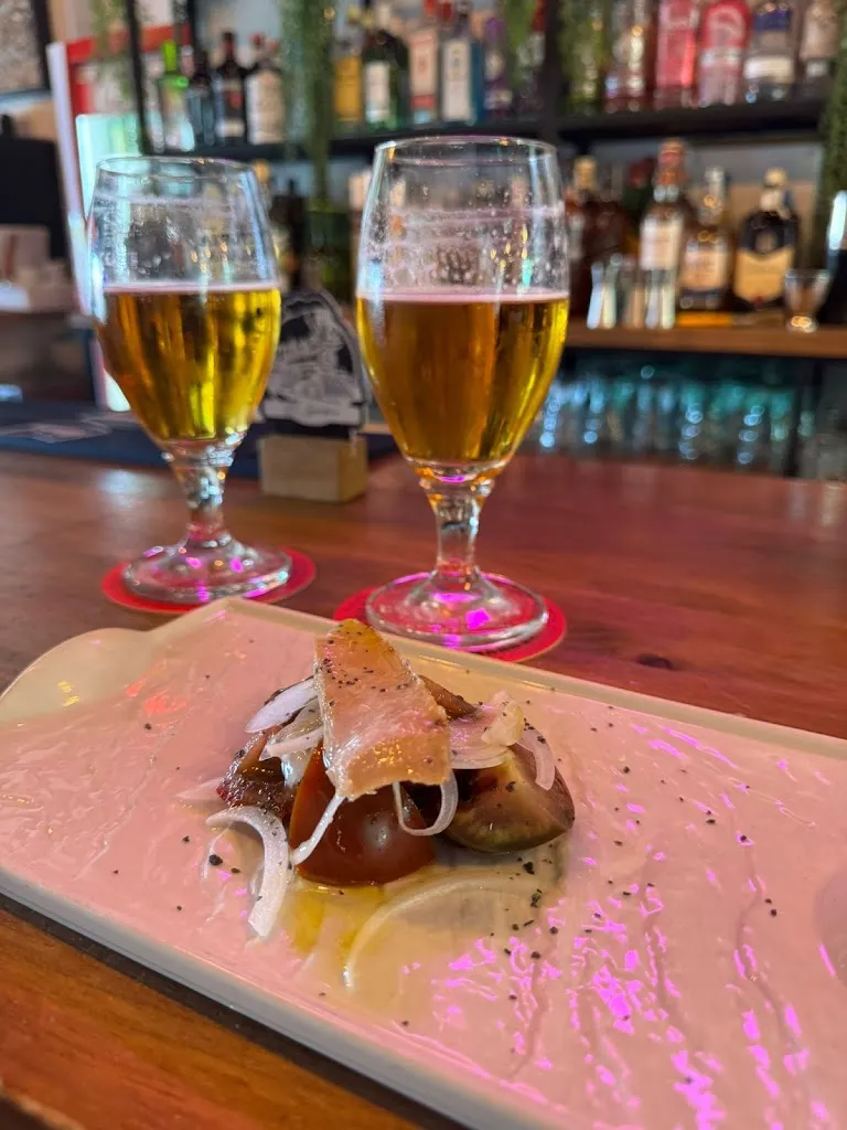 iris Yelitza Jurado Perez_El Apeadero de Pinto_Pinto_review