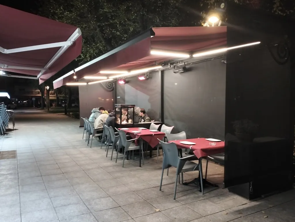 Grana y Oro restaurant in Pinto