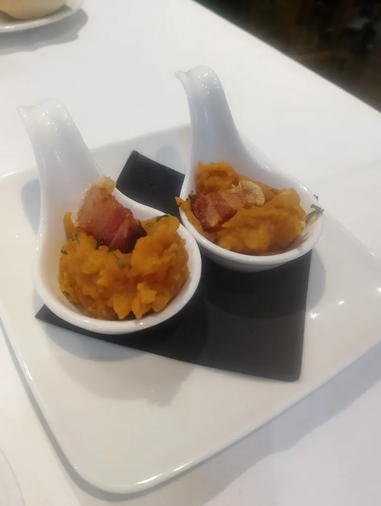 Isa Pacheco_Reverso Restaurante_Pinto_review