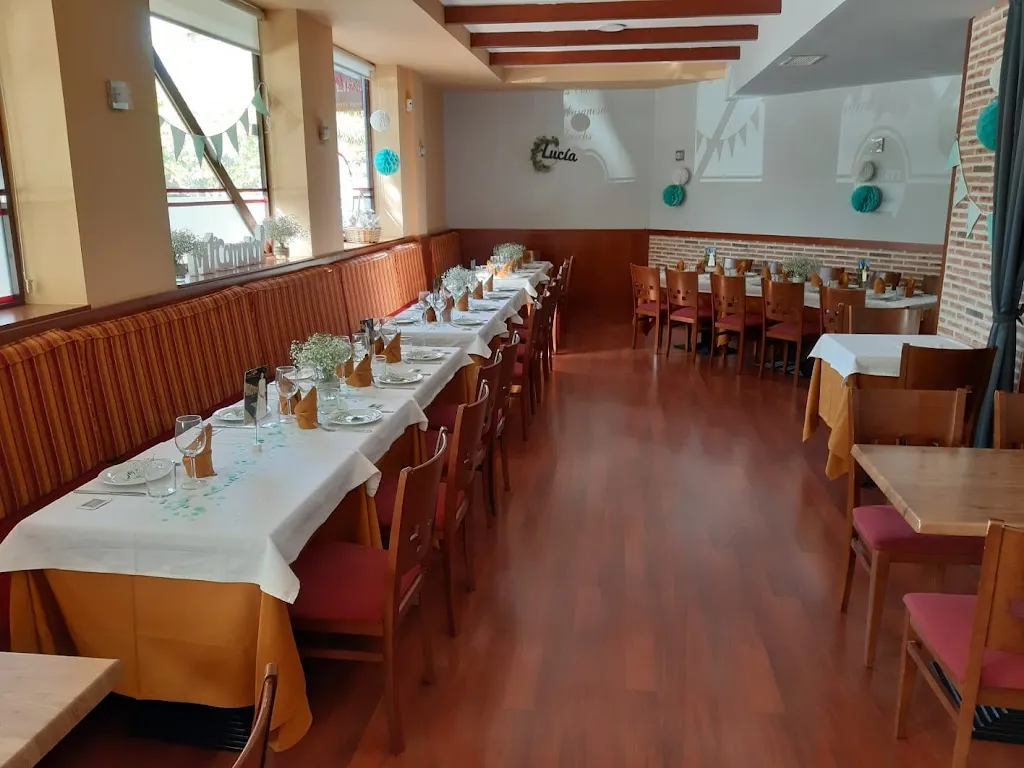 Restaurante LIPARI._Pinto_slider_image_1