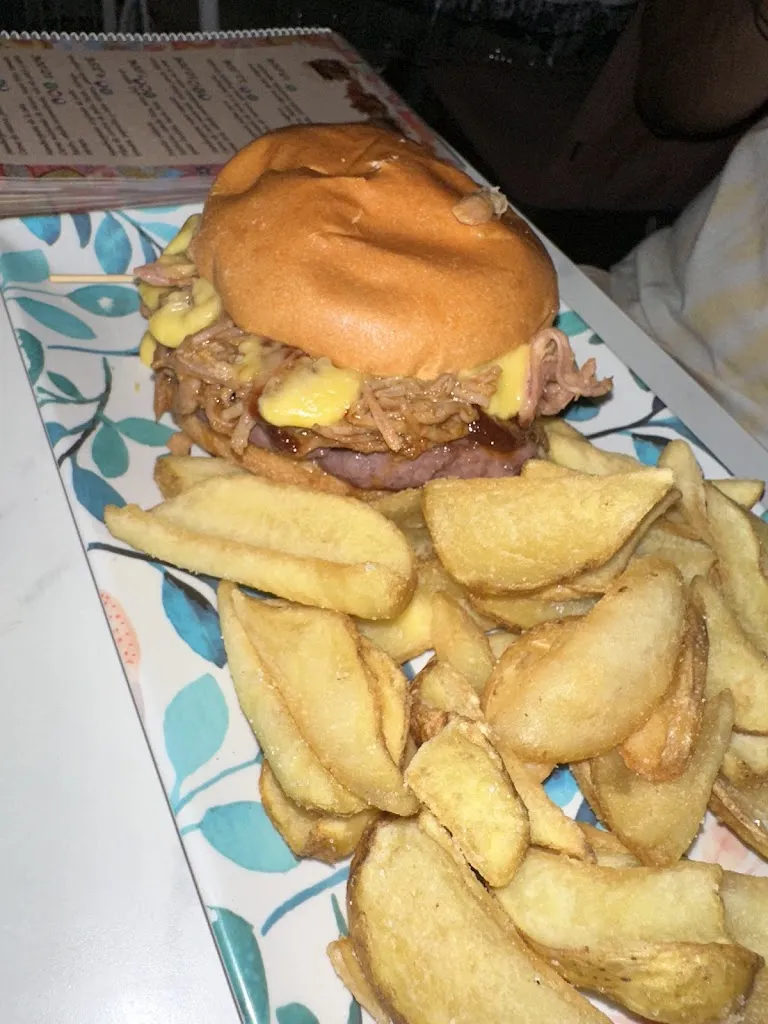 Luz Daniela Peroza Villamizar_Boulevard N5_Pinto_review