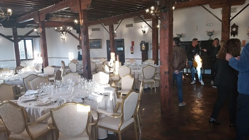 Diego Posca_El Convento de Torrejón de Velasco_Torrejón de Velasco_review