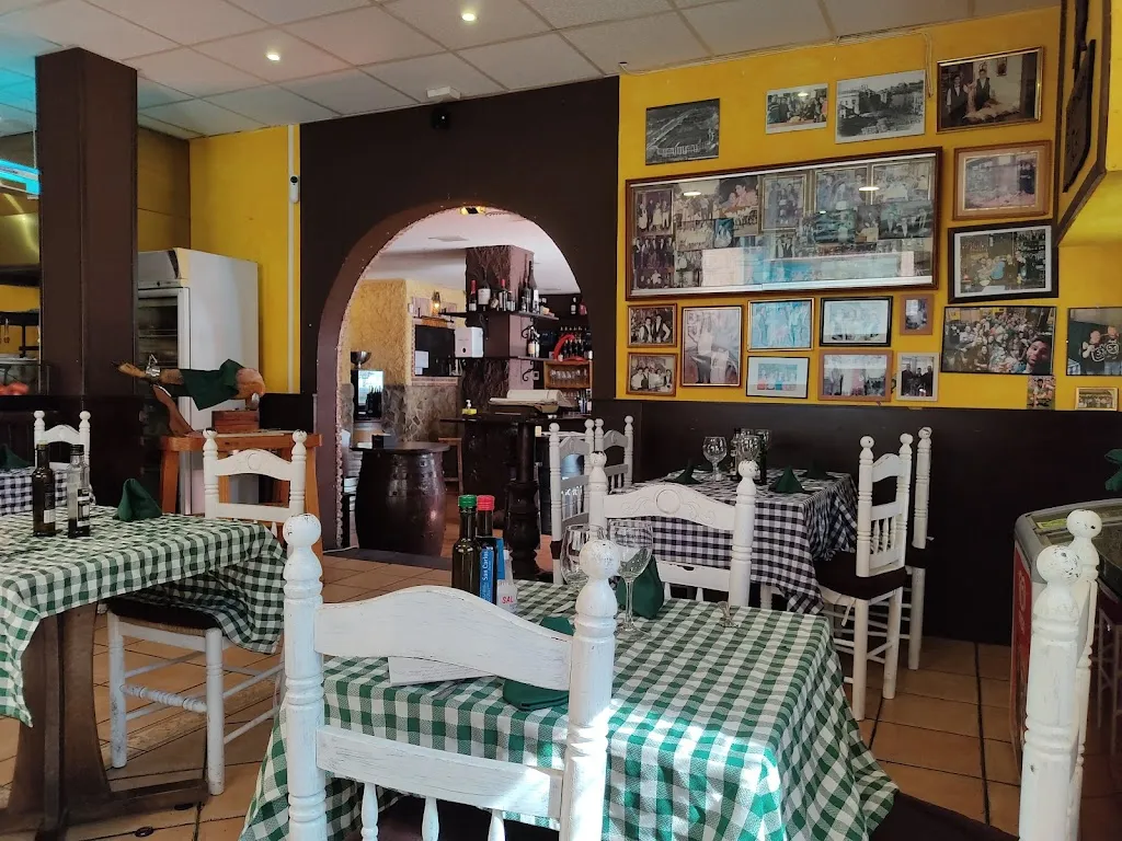 Restaurante-Taberna La Posada del Rey restaurant in Sevilla La Nueva