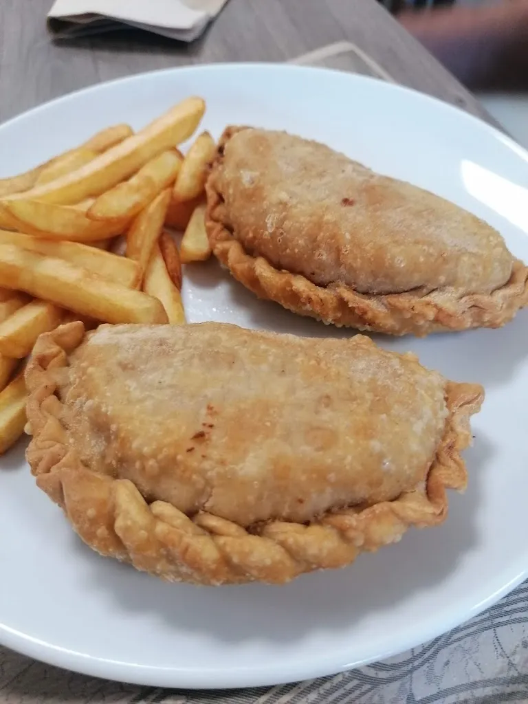 MAR GARRIDO CARLOS_Cafetería Restaurante El Trebol_Sevilla La Nueva_review