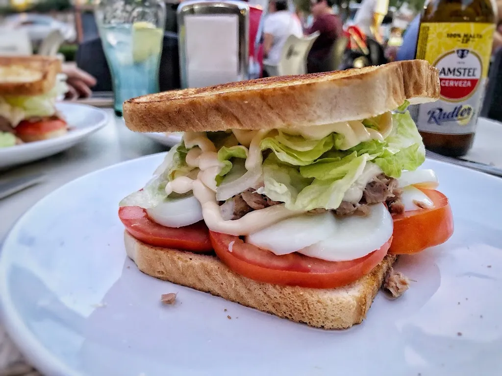 Cafetería Restaurante El Trebol restaurant in Sevilla La Nueva