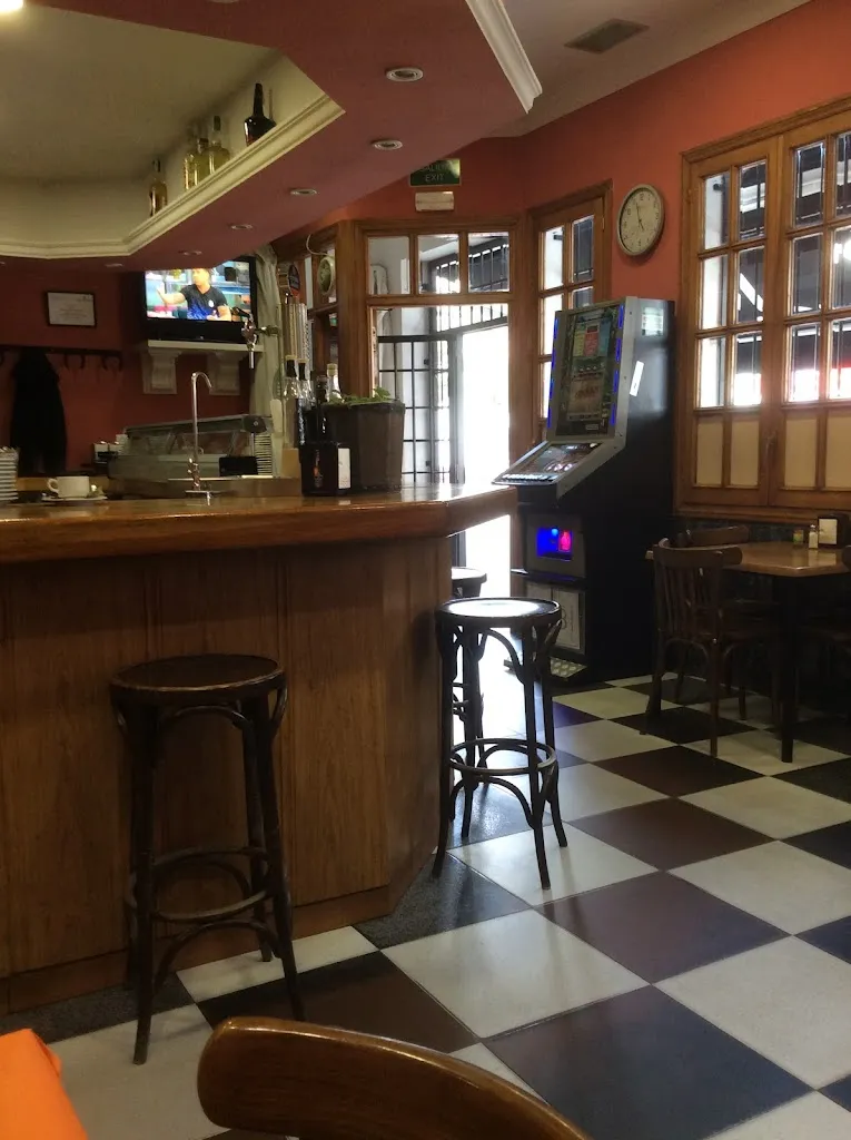 Bar El Hórreo ristorante a Sevilla La Nueva