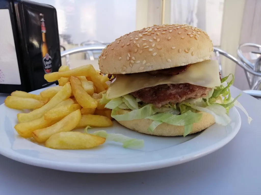 Menu_Burguer La nueva Isla_Sevilla La Nueva_immagine_6