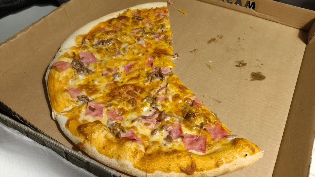 Ismael Sopena_Pizza Hot_Sevilla La Nueva_review