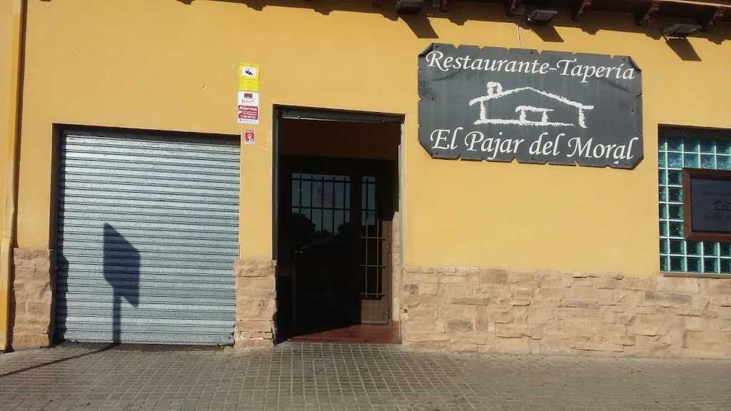 Comida Cotradis restaurant in Torres de la Alameda