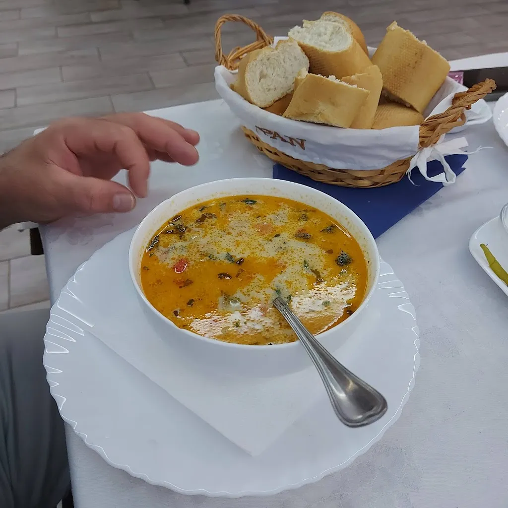 Menu_La Pared_Torres de la Alameda_image_2