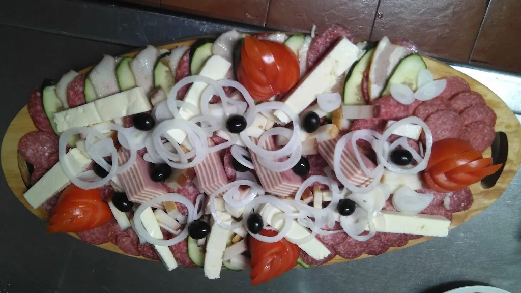 Menu_La Pared_Torres de la Alameda_image_9