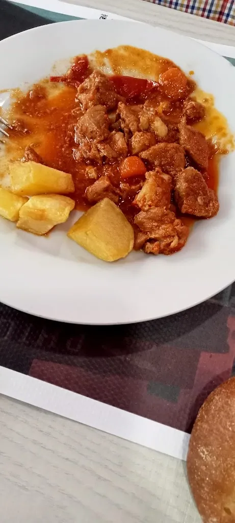 Abril Luna Blanca_El Fogon De Usera_Usera_review