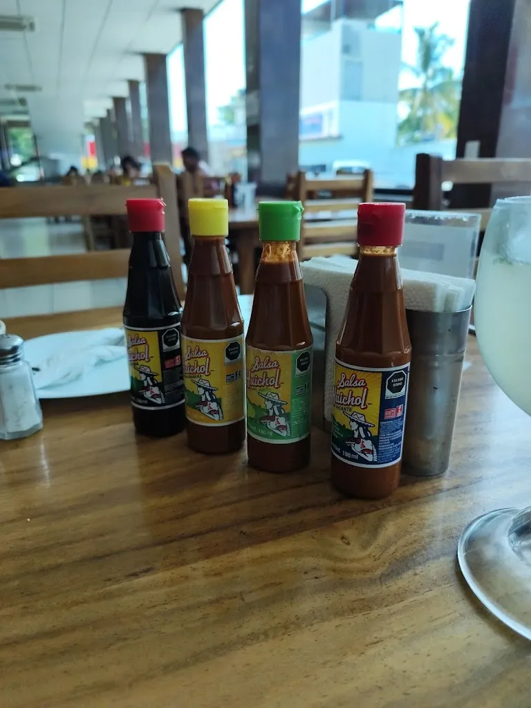 amado castellon lagunes _Mr Camarón Obelisco_San Blas-Canillejas_review