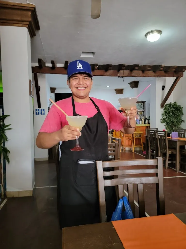 Albert Milite_Ofros_San Blas-Canillejas_review