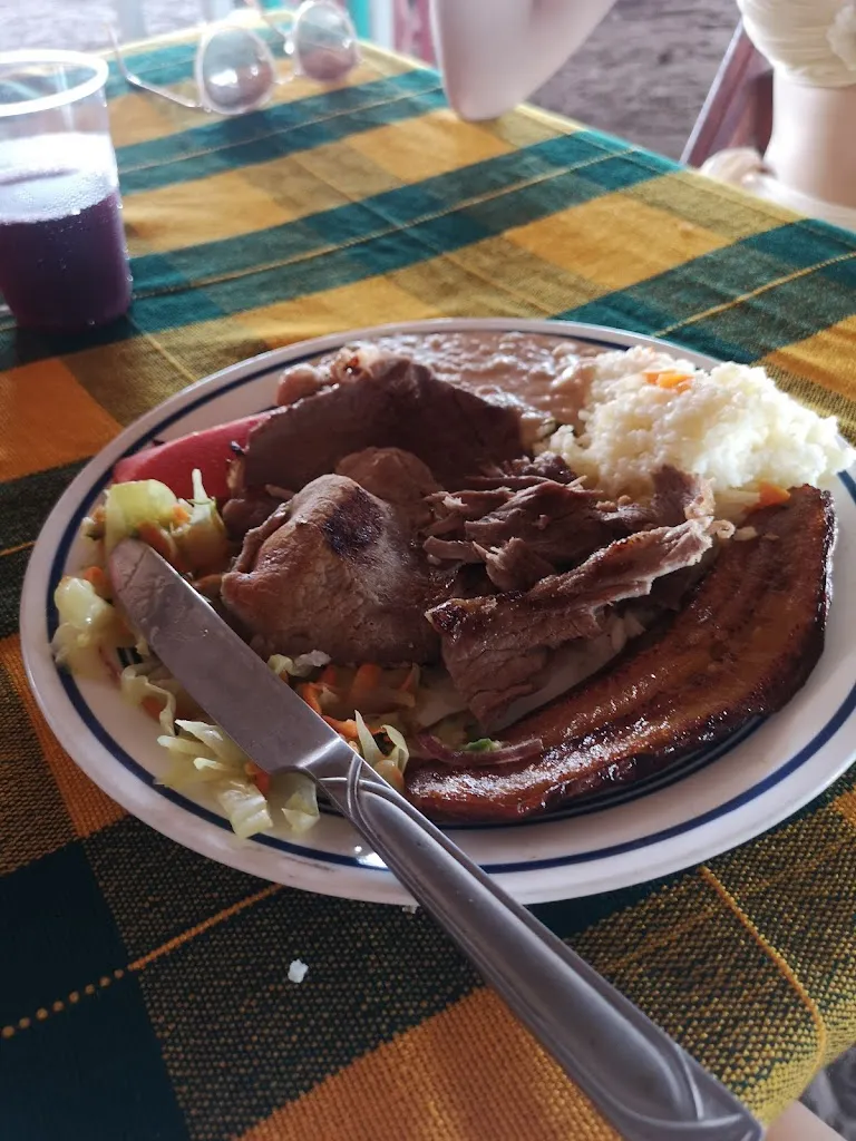 Lic. Alex Garnica_Restaurant Alicia_San Blas-Canillejas_recensione