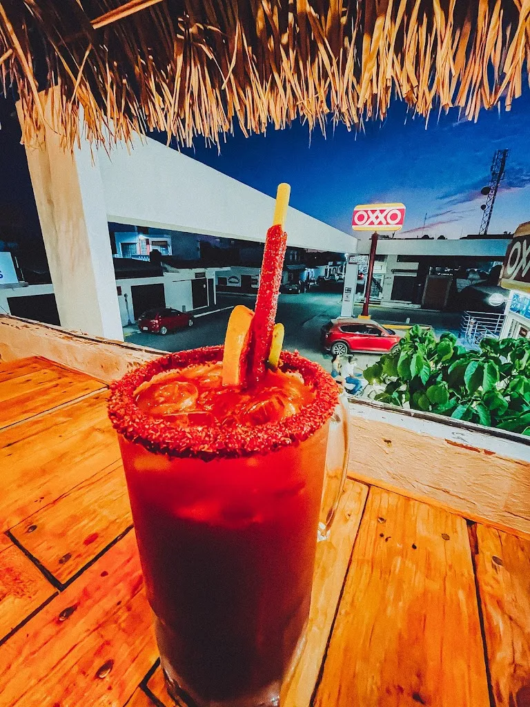 Las Pinchis Alitas San Blas_San Blas-Canillejas_slider_image_2