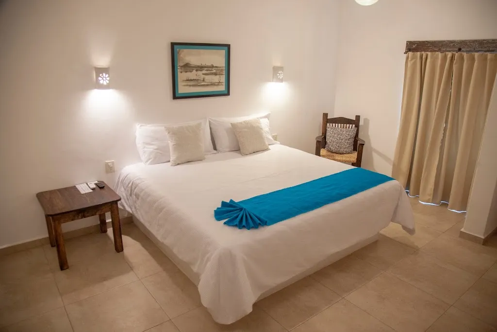 La Familia Hotel y Restaurante_San Blas-Canillejas_slider_image_3