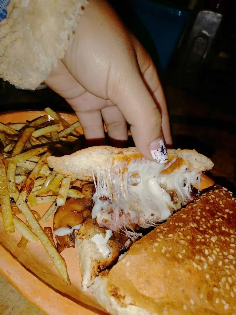 Menu_El surfo_San Blas-Canillejas_image_5