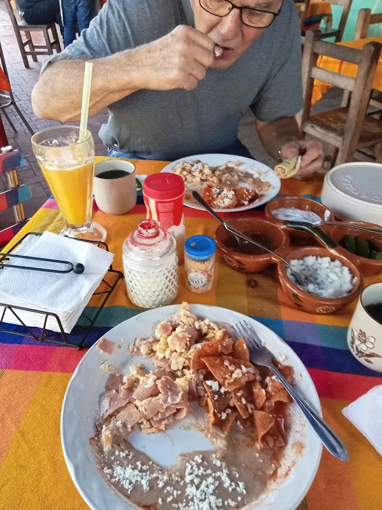 Esther Arroyo_Lonchería LEDMAR_San Blas-Canillejas_review