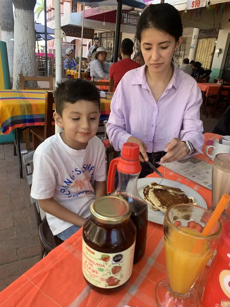 Sergio Martinez_Lonchería LEDMAR_San Blas-Canillejas_review