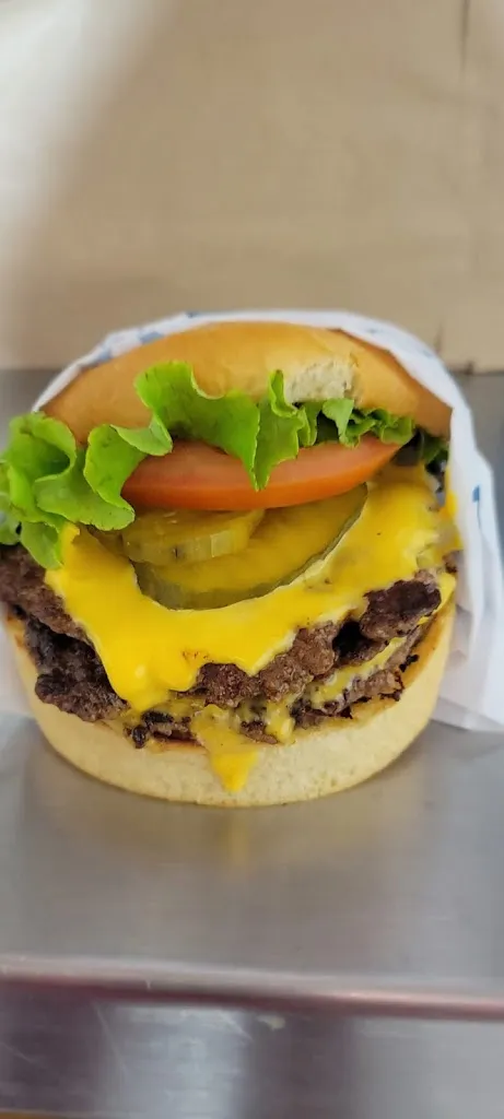 carolina arellano_I LOVE BURGERS_San Blas-Canillejas_review