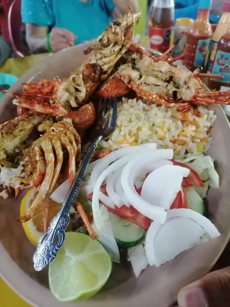 María Alejandra Martínez Flores_Mariscos yunuen_San Blas-Canillejas_review