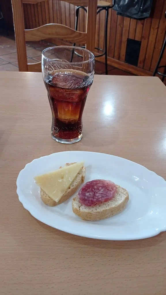 Ruben Abad_Bar café la plaza Valdeavero_Valdeavero_review