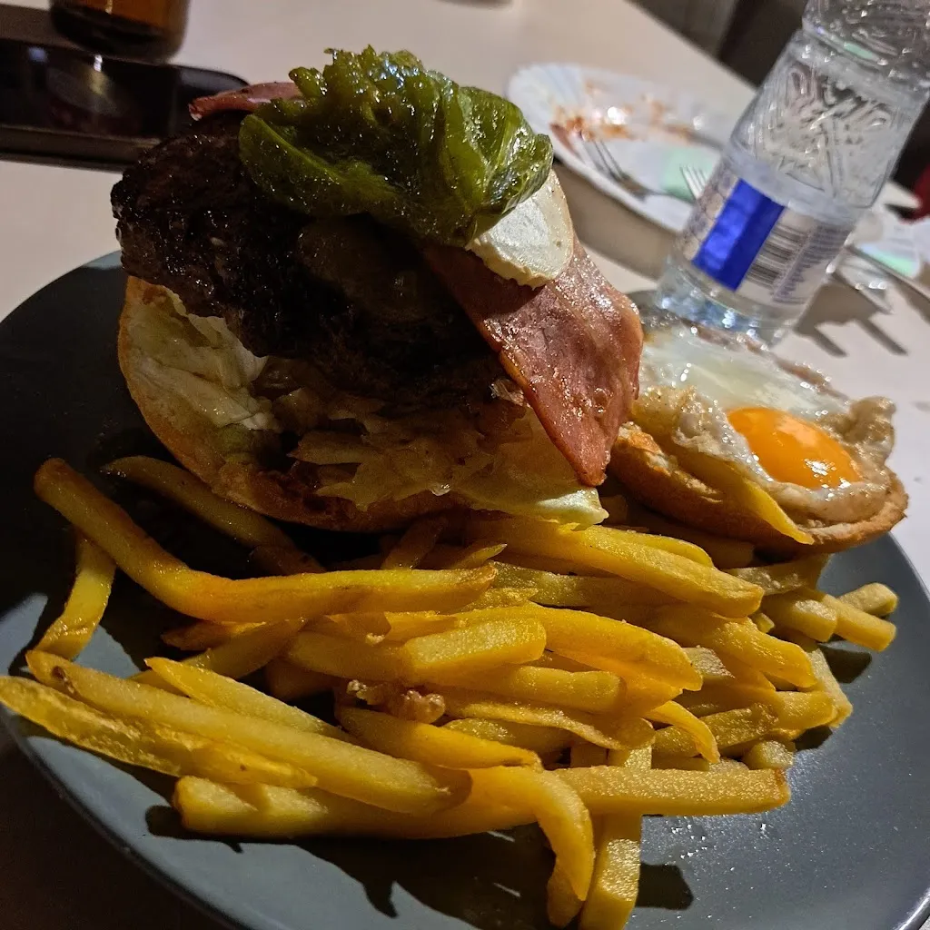 Bar café la plaza Valdeavero restaurant in Valdeavero