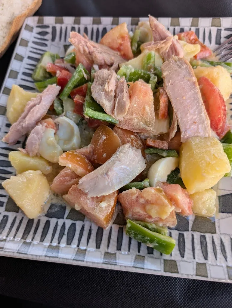 F Javier T Simon_Casa Tingting_Torrejón de la Calzada_review