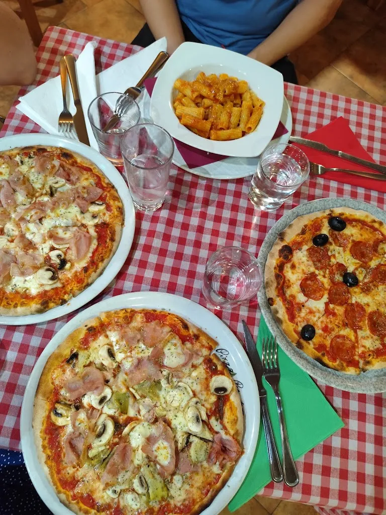 Nat R_Trattoria la Nostra Piccola Italia_Torrejón de la Calzada_review