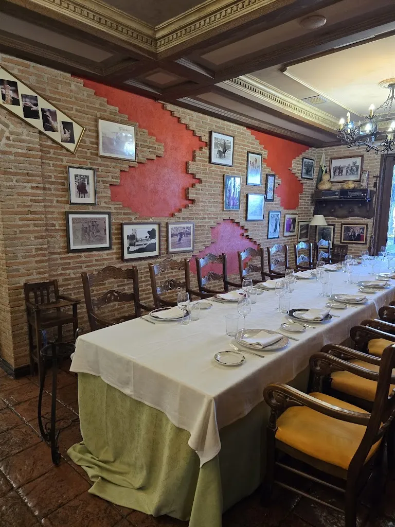 Restaurante El Camino restaurant in Torrejón de la Calzada