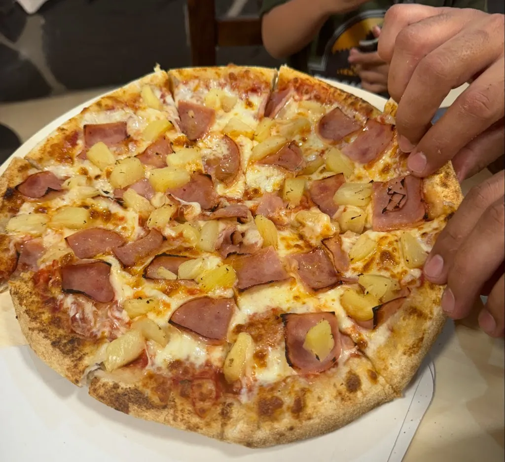Alejandra Sanchez_PIZZERIA MEDITERRANEA TORREJON C_Torrejón de la Calzada_review