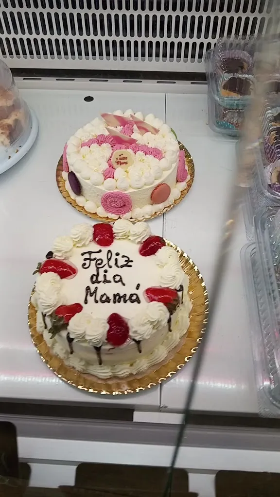 Asador de Pollos LA Plaza_Torrejón de la Calzada_slider_image_2