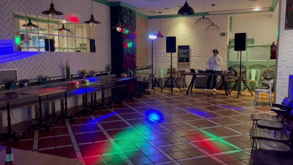 Pícaro Restobar_Torrelaguna_slider_image_2