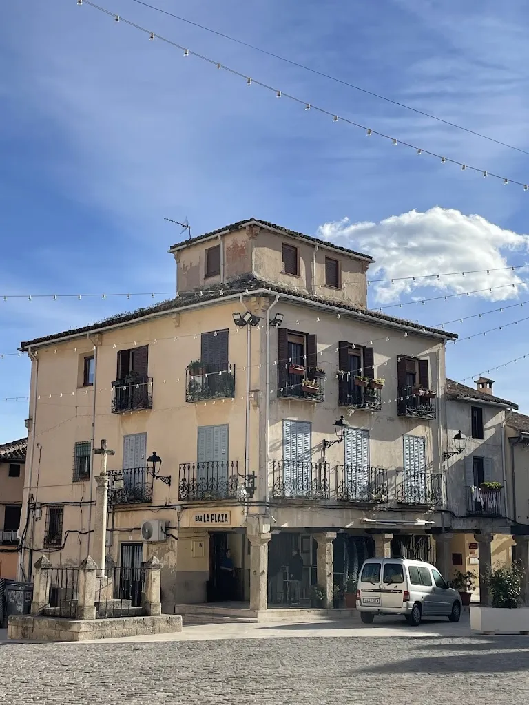 Píespaquéosquiero_Bar Square_Torrelaguna_review