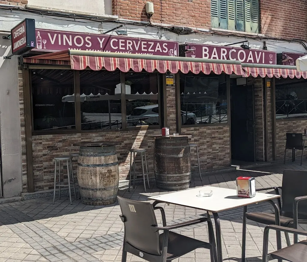 Cafetería Jamonería Barcoavi restaurant in Torrelaguna