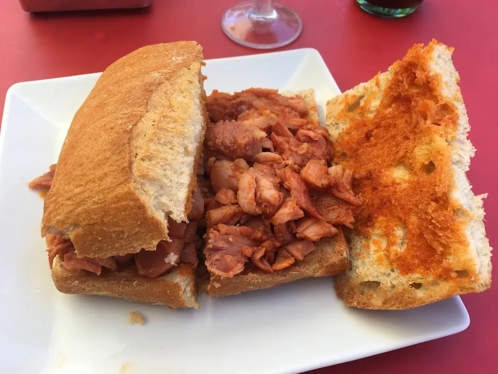 Cafetería Jamonería Barcoavi_Torrelaguna_slider_image_3