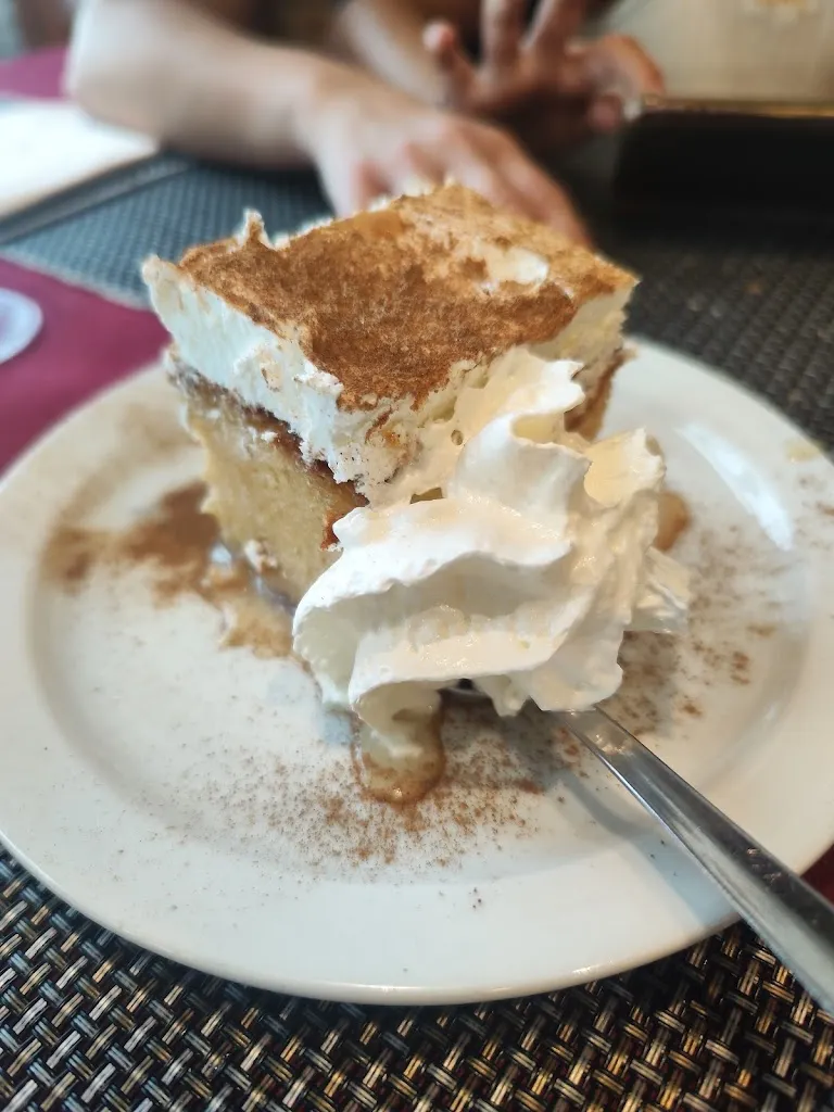 Isabel Dengra_Bar ANGEL Y MARINA_Valdeolmos_recensione