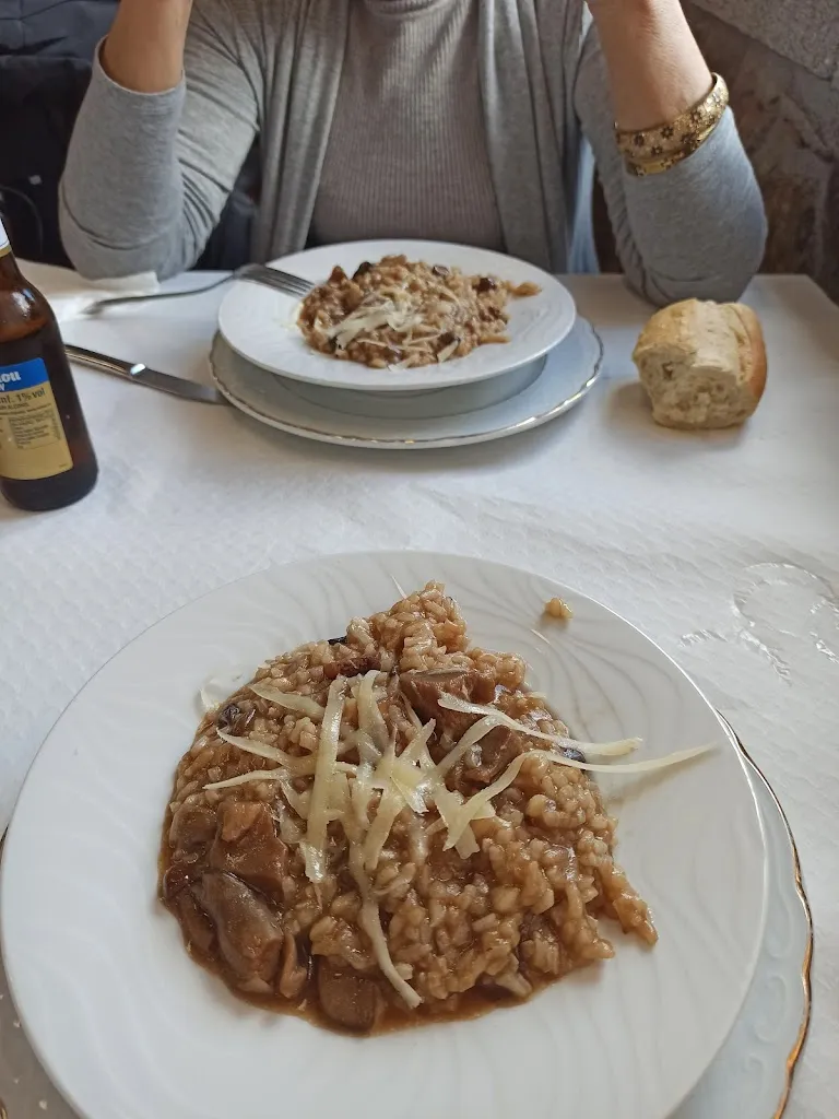 Restaurante La Peguera_Valdemaqueda_slider_image_2